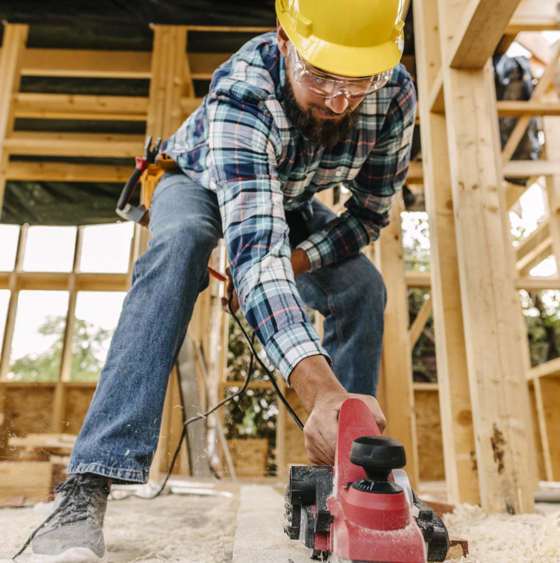 Exterior-Remodel-in-Lexington-KY-5.1 (1) - tsmithsiding.com Seamless gutters with leaf protection South Lexington